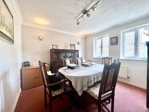 Dining Room- click for photo gallery